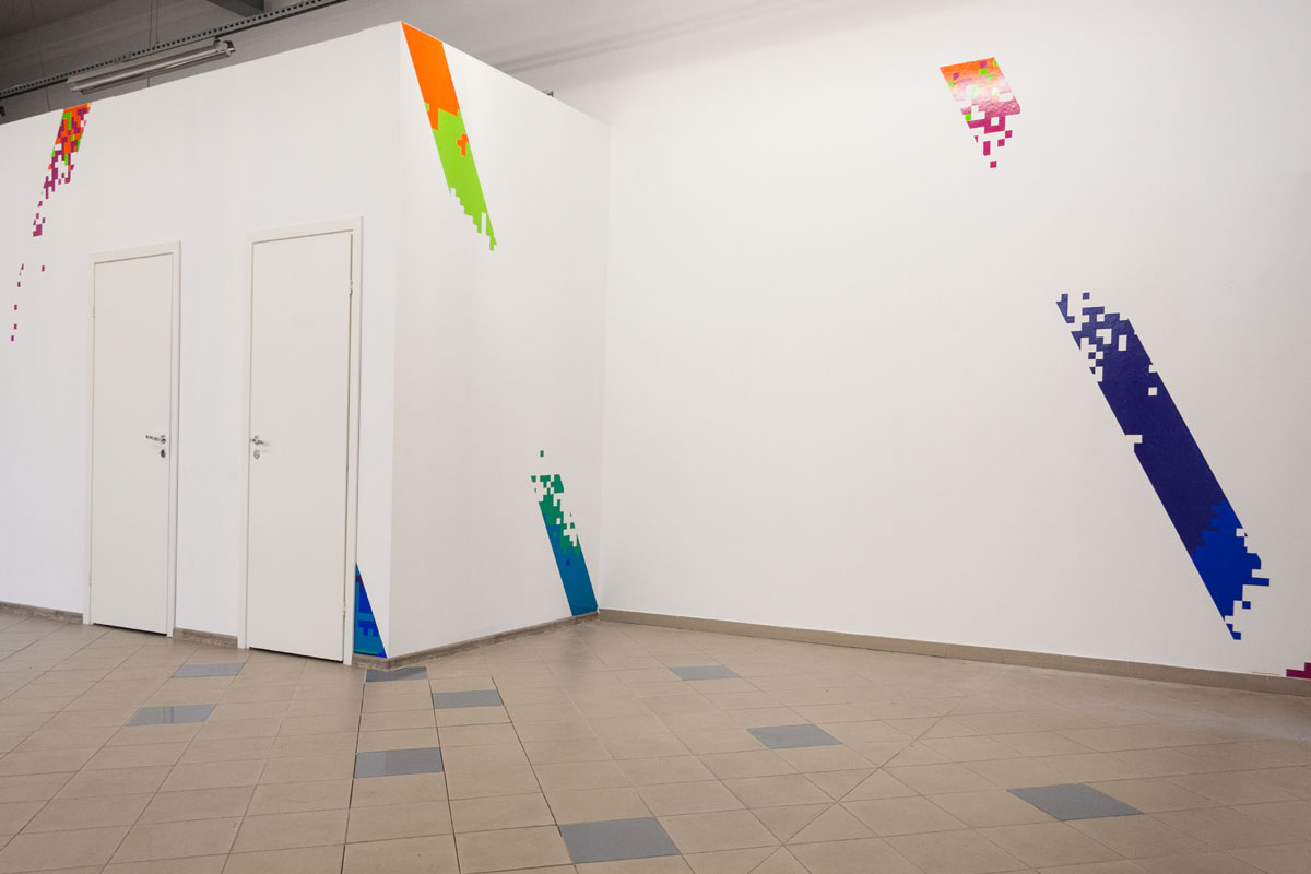 DIFFERENT ECHOES / Nikola Dimitrov, Friedhelm Falke, Ekkehard Neumann, Sigrn lafsdttir, Elly Valk-Verheijen, Annette Wesseling / Ausstellung in der Galerie Meno Forma, Kaunas/Litauen