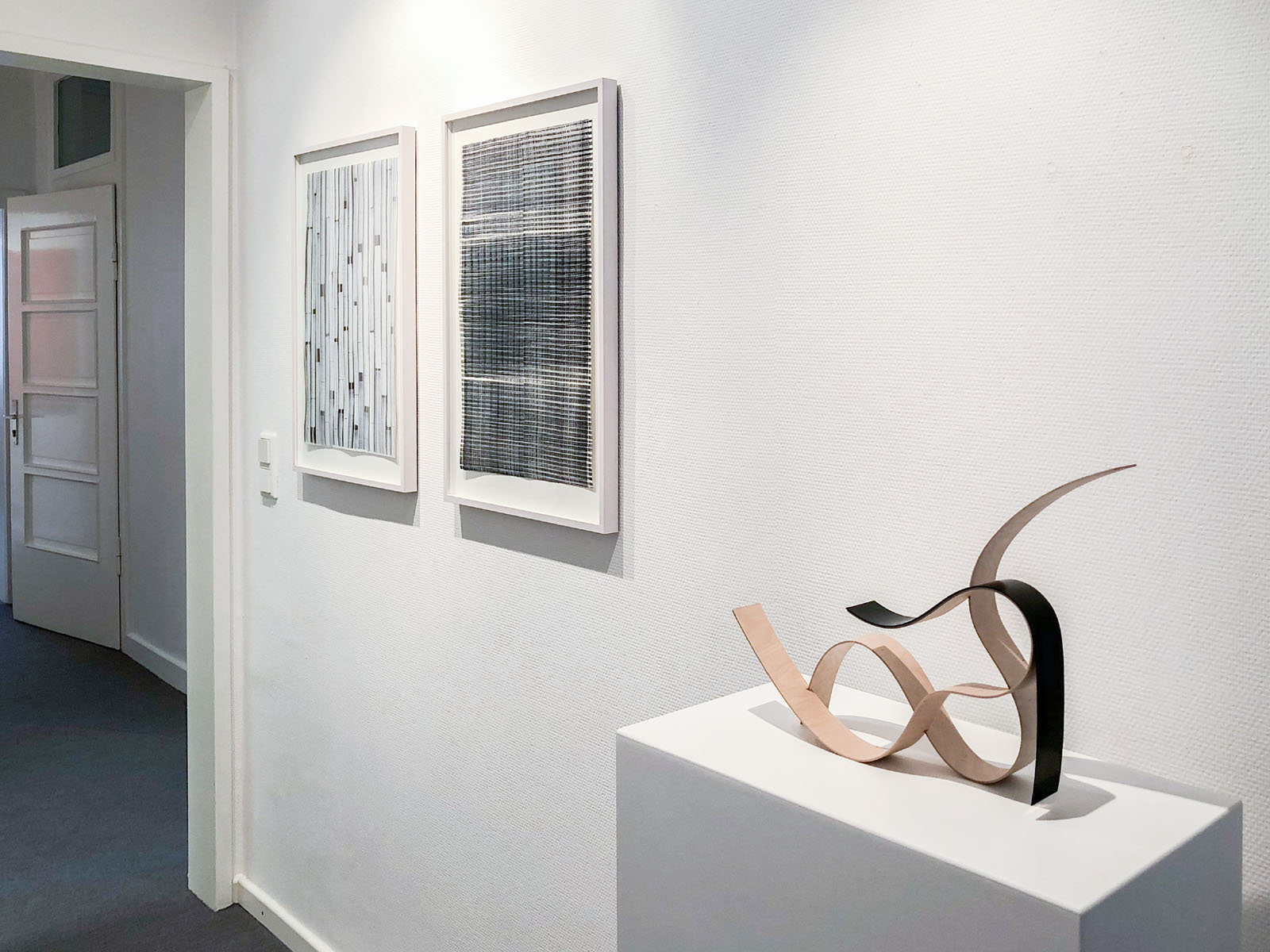 DUO Ausstellung mit Nikola Dimitrov + Sigrn lafsdttir in der Galerie Fetzer