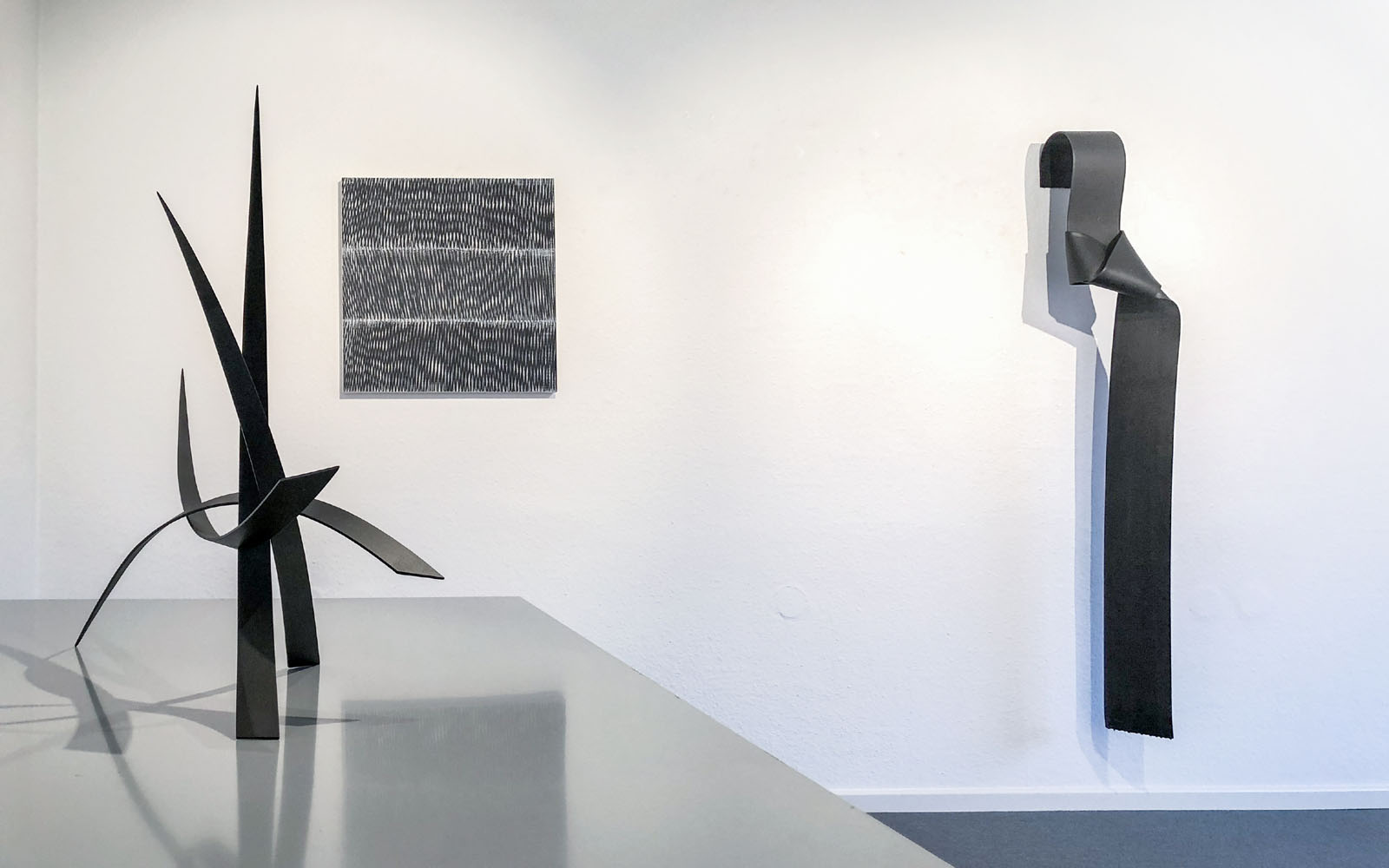 DUO Ausstellung mit Nikola Dimitrov + Sigrn lafsdttir in der Galerie Fetzer