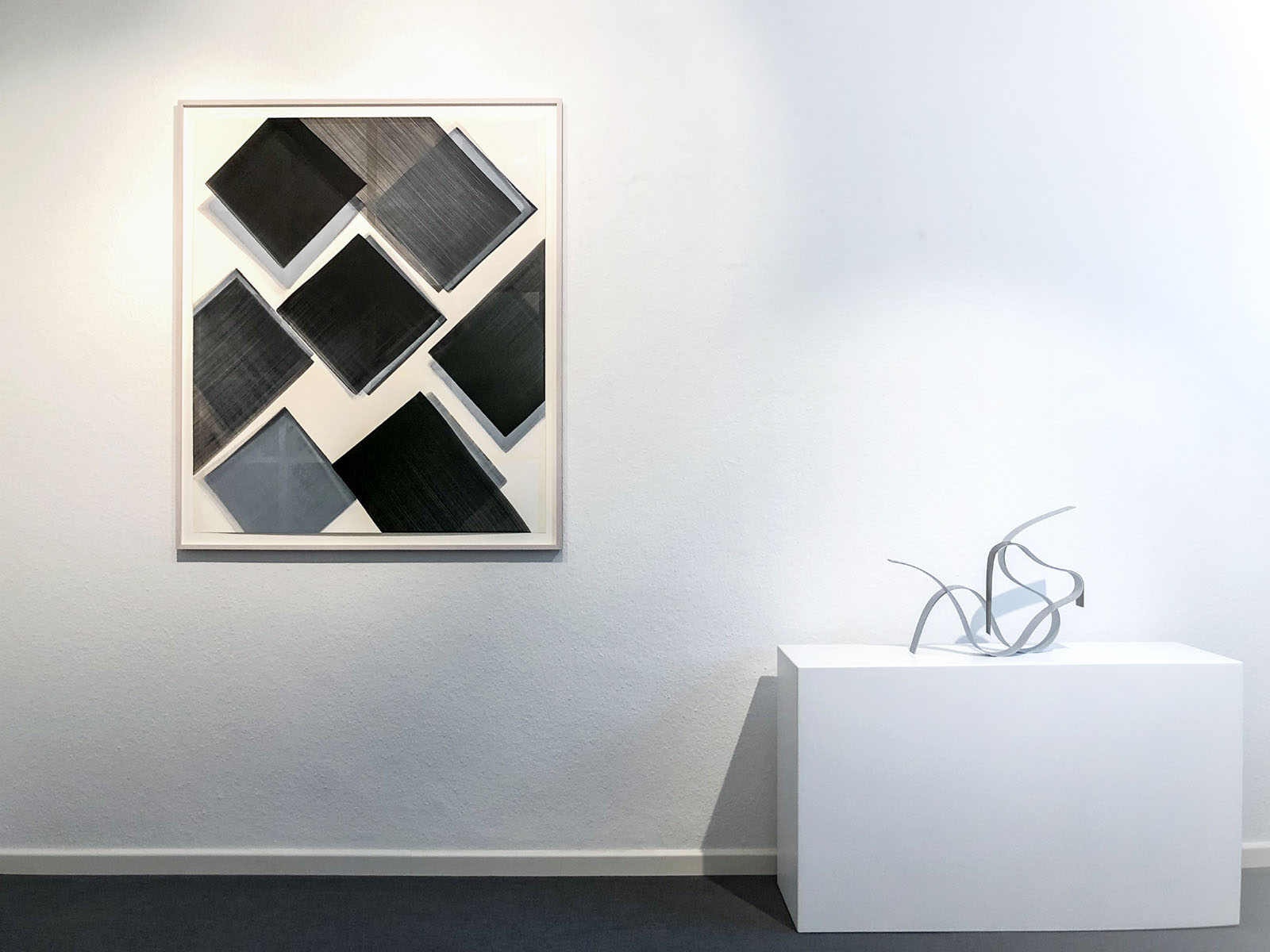 DUO Ausstellung mit Nikola Dimitrov + Sigrn lafsdttir in der Galerie Fetzer