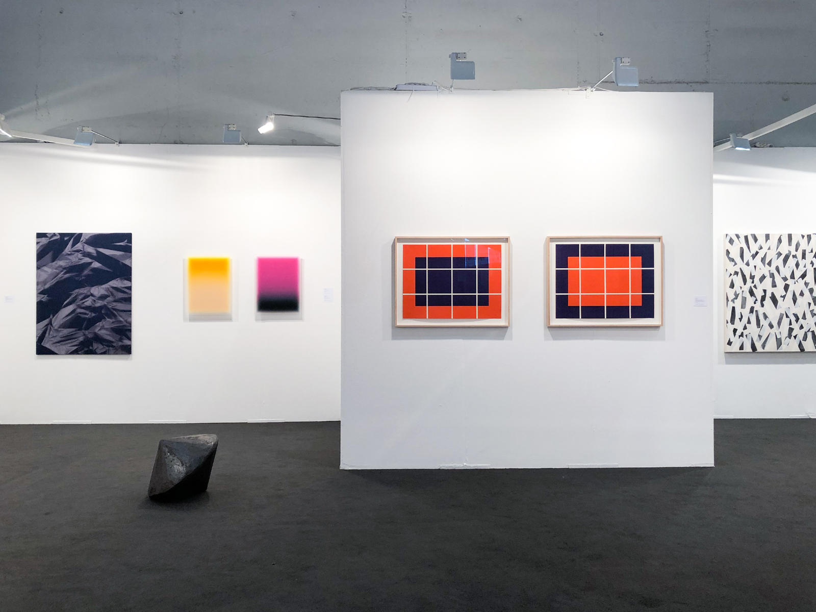 Galerie Fetzer zeigt auf der art Karlsruhe Arbeiten von Nicholas Bodde, Thomas Deyle, Nikola Dimitrov, Friedhelm Falke, YeunHi Kim, Bim Koehler, Sign lafsdttir, Markus Strieder, Annette Wesseling und Bernd Zimmer