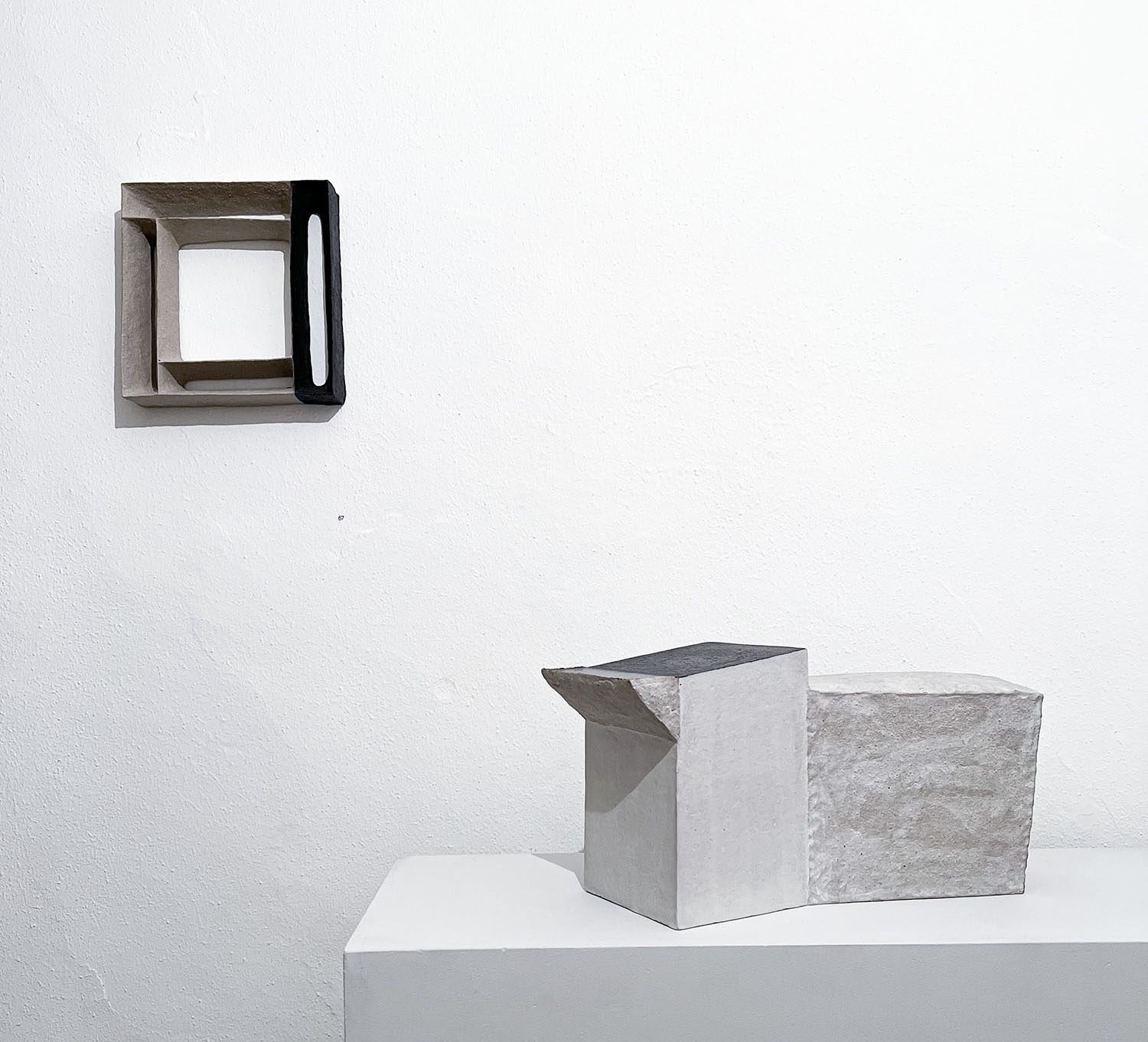 Fundus. Galerie Christoph Abbhl und Kunstforum Solothurn (CH) / Christoph Abbhl, Valrie Balmer, Verena Baumann, B. Chehayeb, Michael Cleff, Willy De Sauter, Nikola Dimitrov, Carmen Dionyse, Ken Eastman, Judy Fox, Annatina Graf, Krista Grecco, Jessica Harrison, Christoph Hauri, Susan Hodel, Simon Horn, Audrius Januonis, Myung-Joo Kim, Harald Krner, Myriam F. Levy, Enric Mestre, Jonathan Philipps, Sasha Saari, Esther Shimazu, Jrg Straumann, Caro Suerkemper, Takashi Suzuki, Johan Tahon, Xavier Toubes